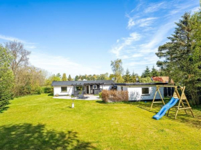 Holiday Home Annastasia - 400m from the sea by Interhome, Bogø By